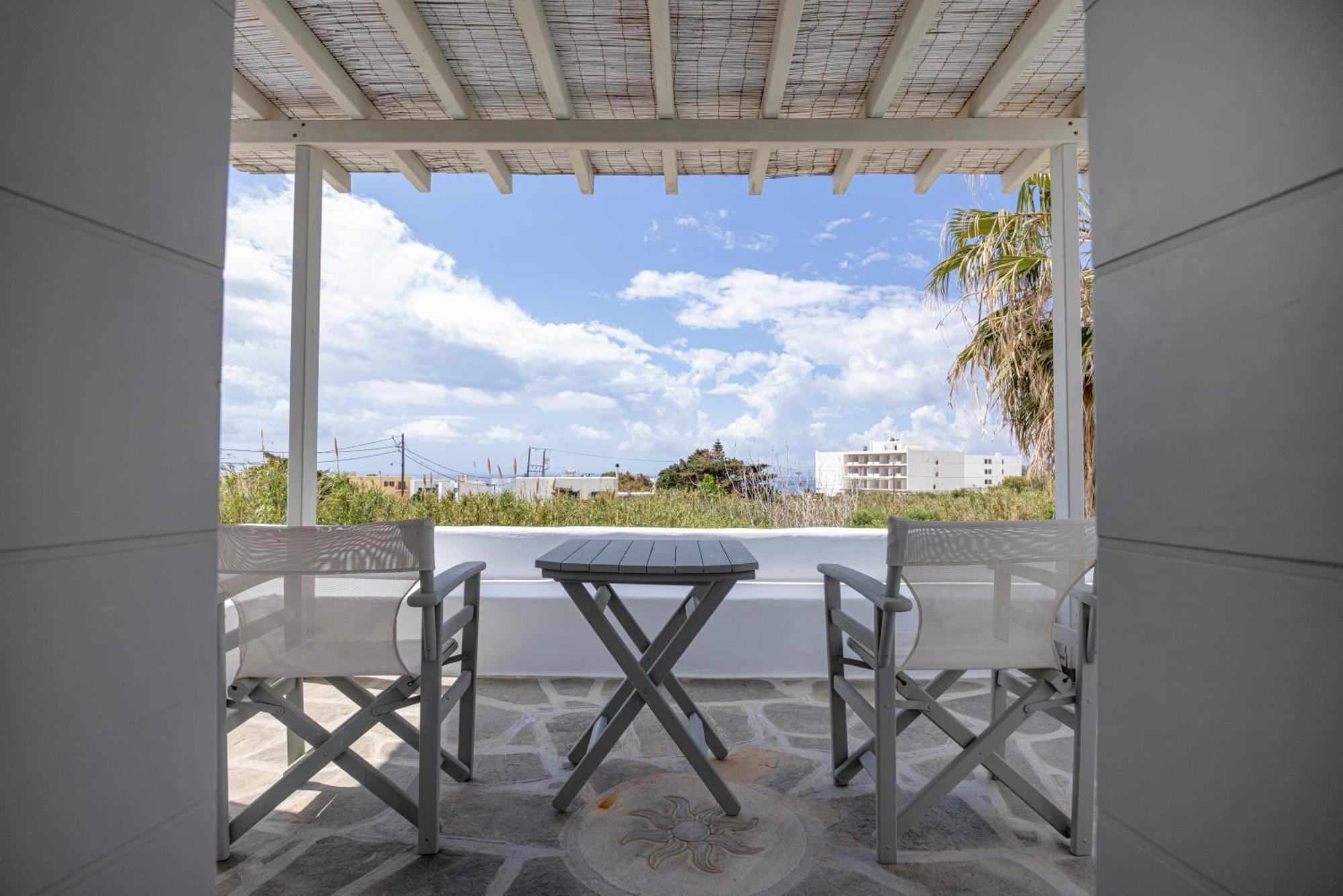 Soulmate'S Suites Tinos Киония Экстерьер фото