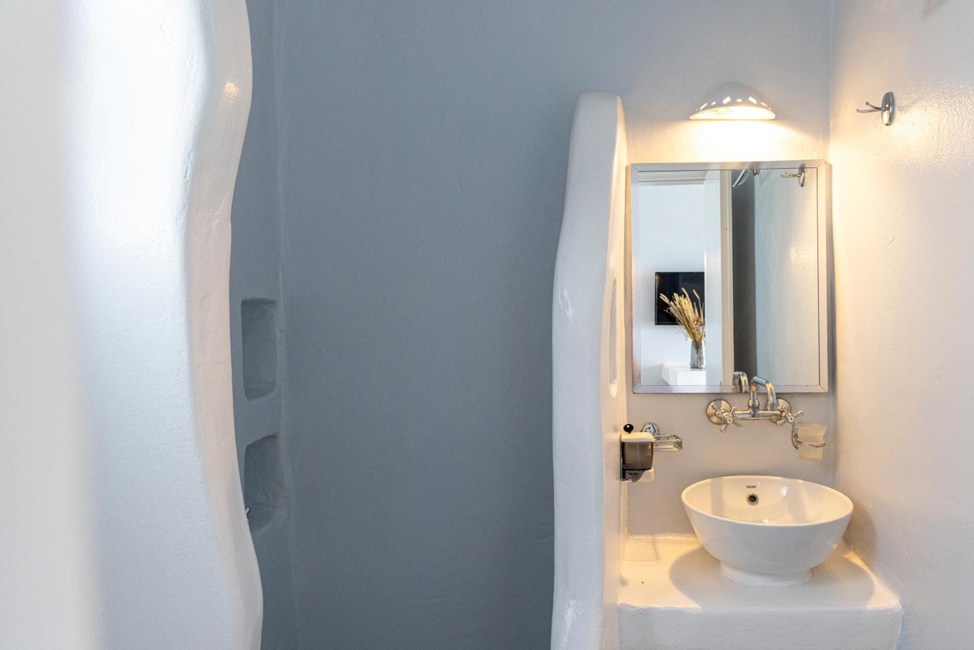 Soulmate'S Suites Tinos Киония Экстерьер фото
