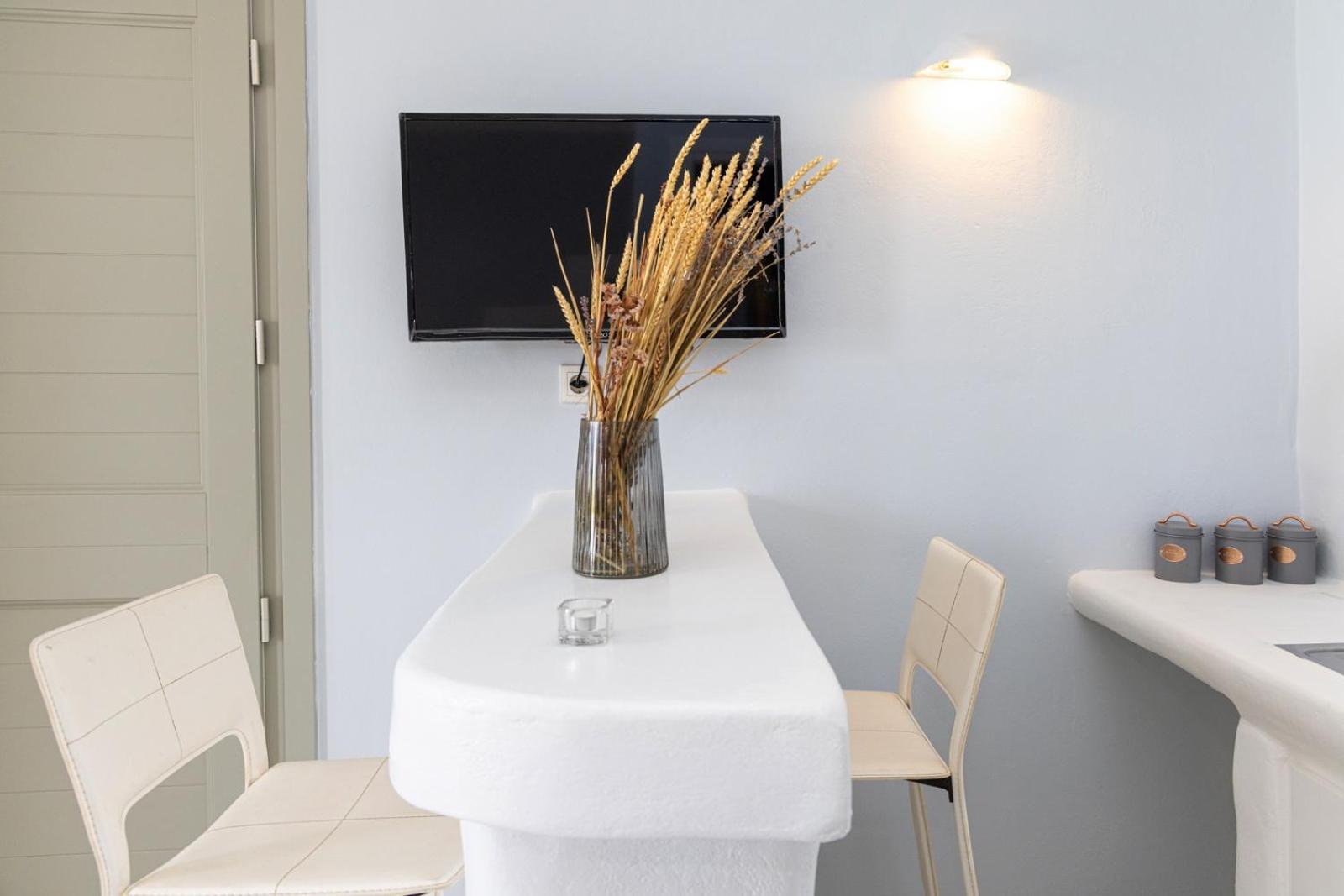 Soulmate'S Suites Tinos Киония Экстерьер фото