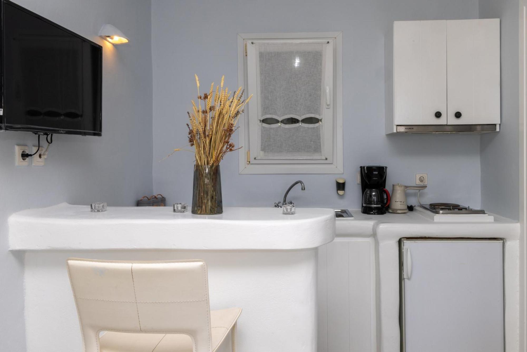 Soulmate'S Suites Tinos Киония Экстерьер фото