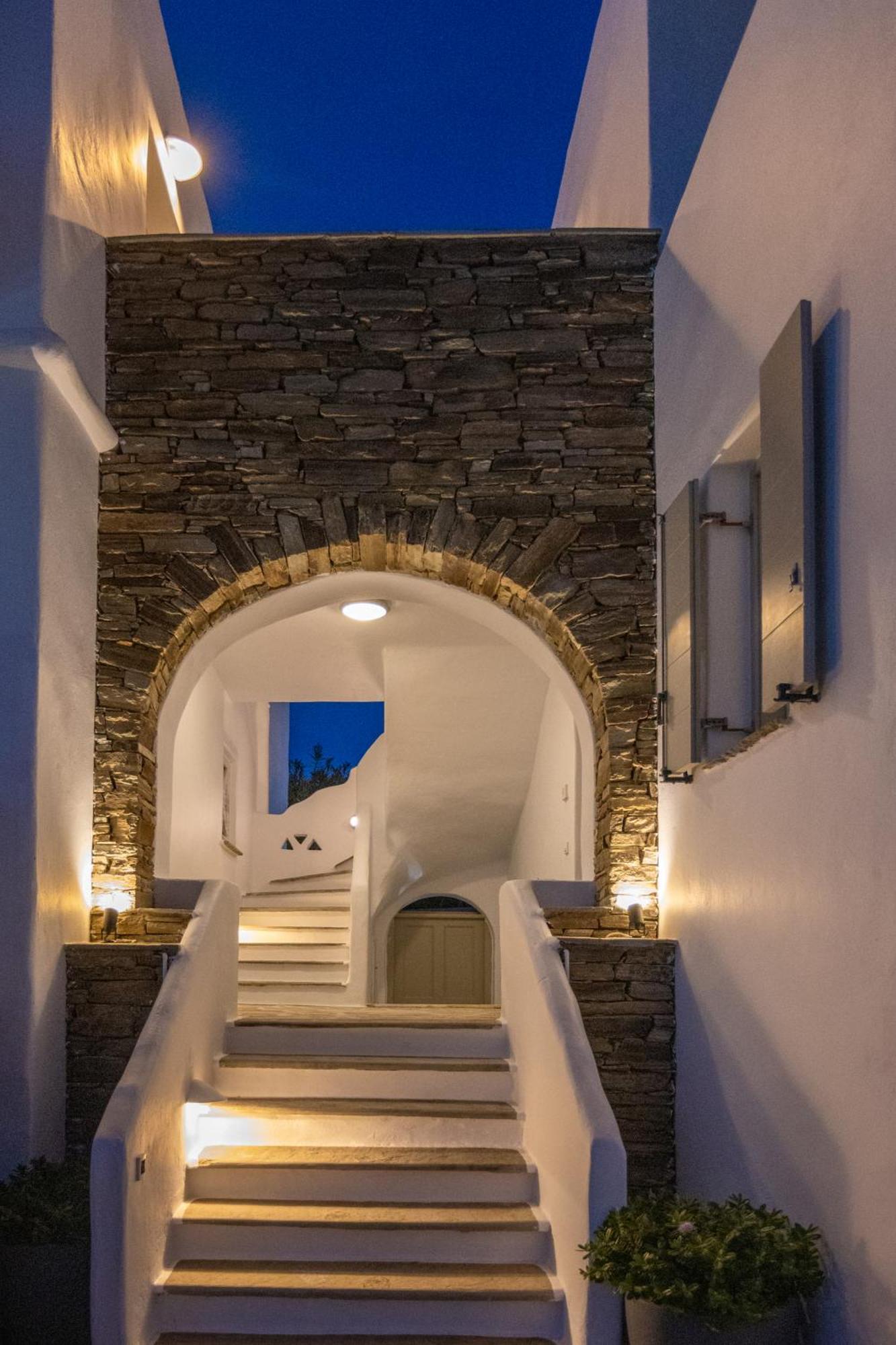 Soulmate'S Suites Tinos Киония Экстерьер фото